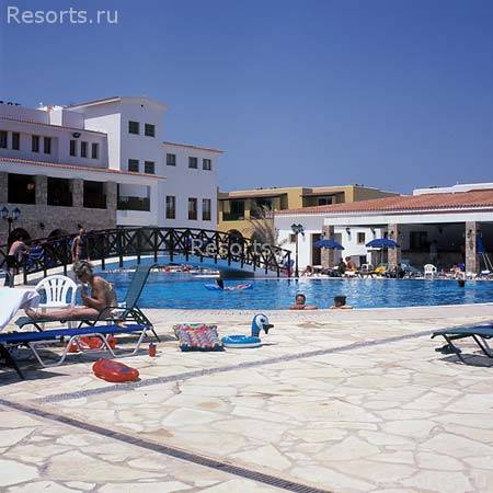 Kefalos Beach Tourist Village 4